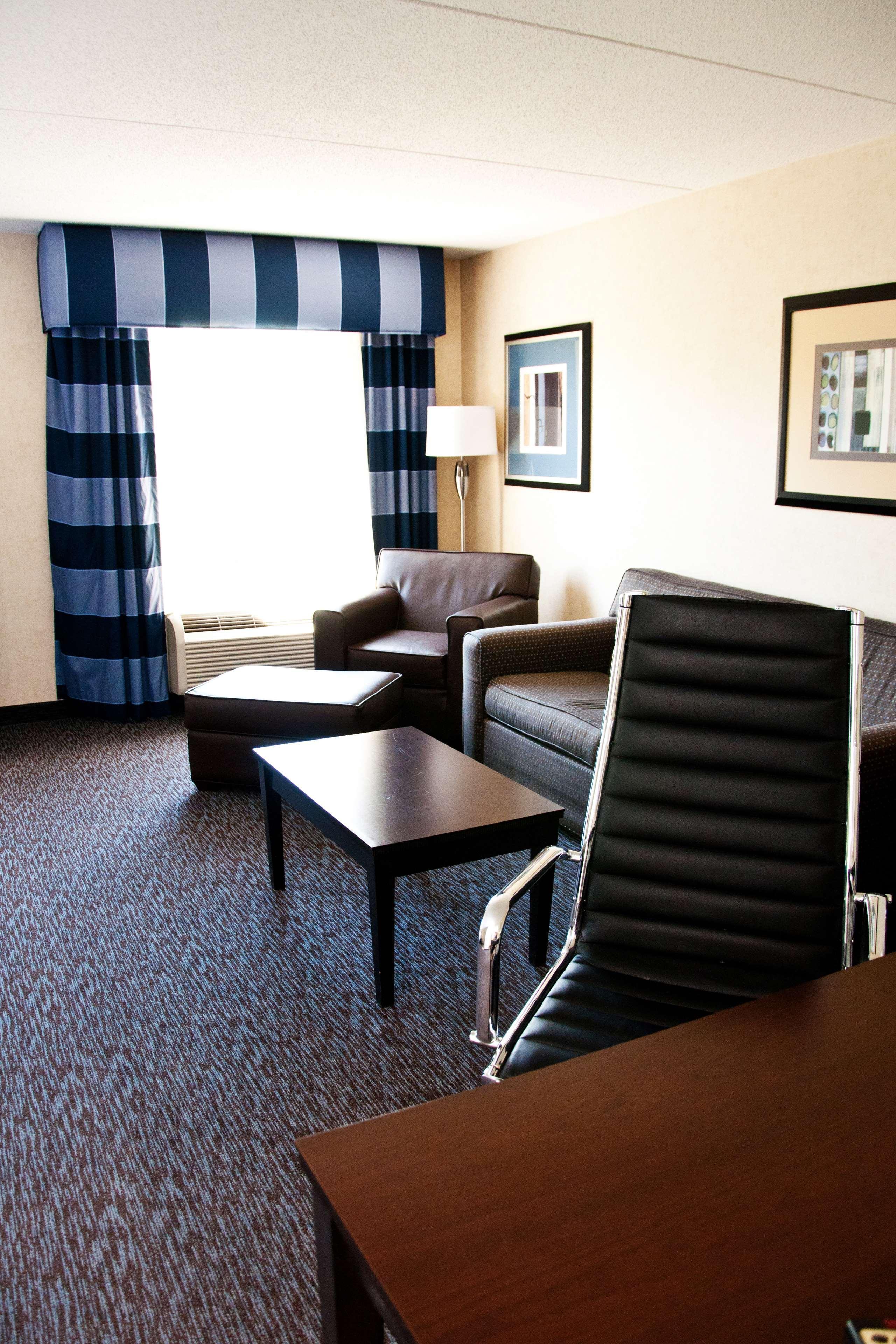 Hampton Inn Doylestown Warrington Экстерьер фото