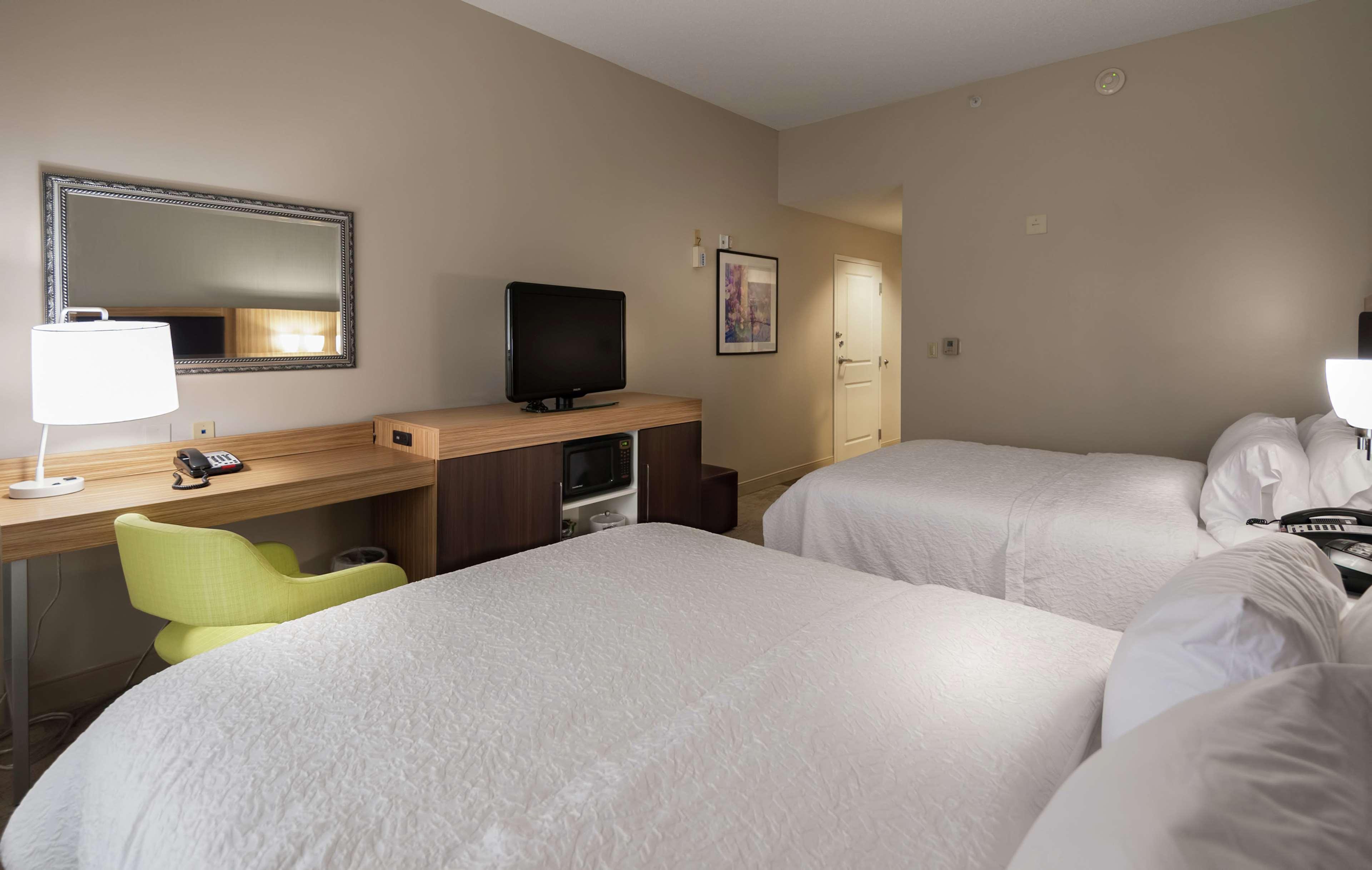 Hampton Inn Doylestown Warrington Экстерьер фото