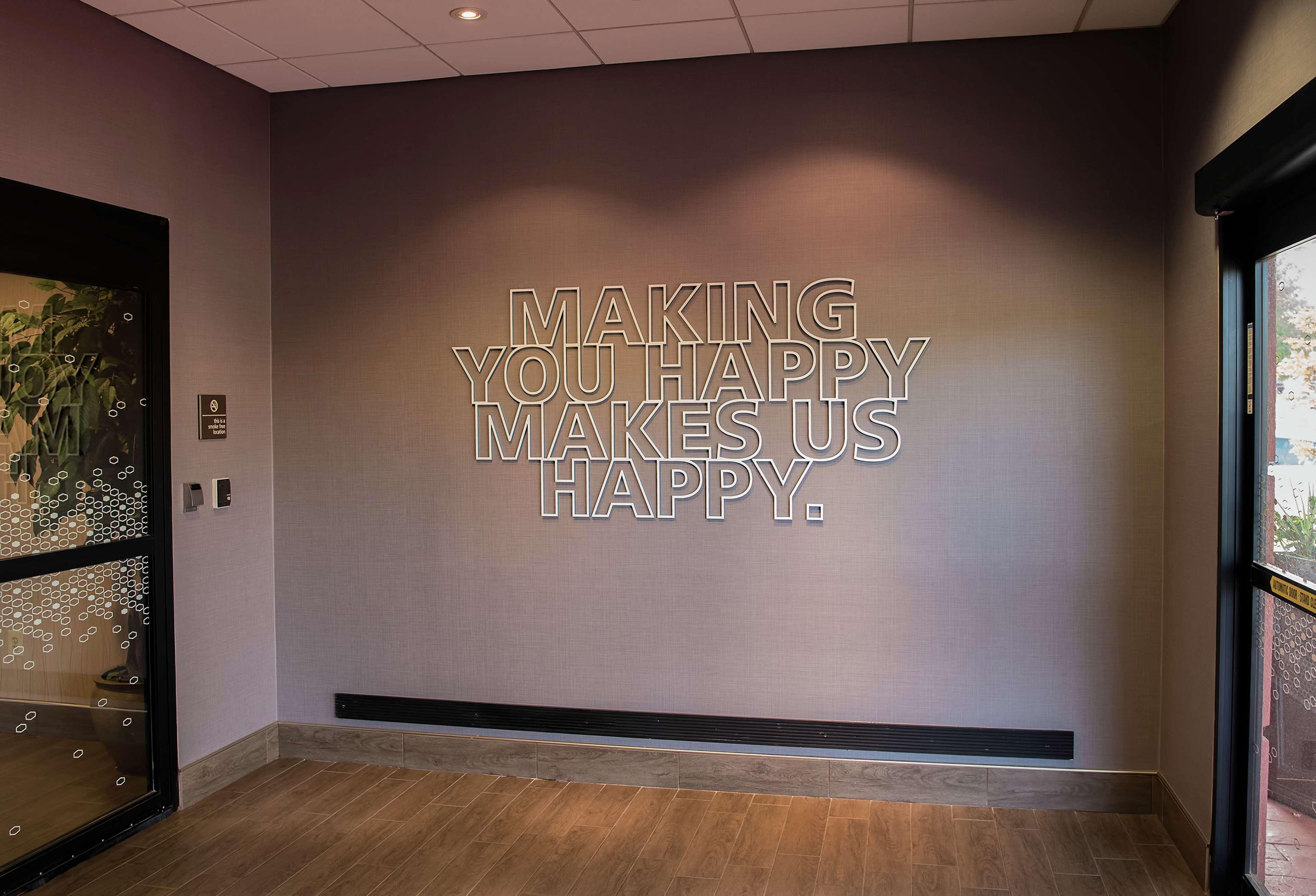 Hampton Inn Doylestown Warrington Экстерьер фото