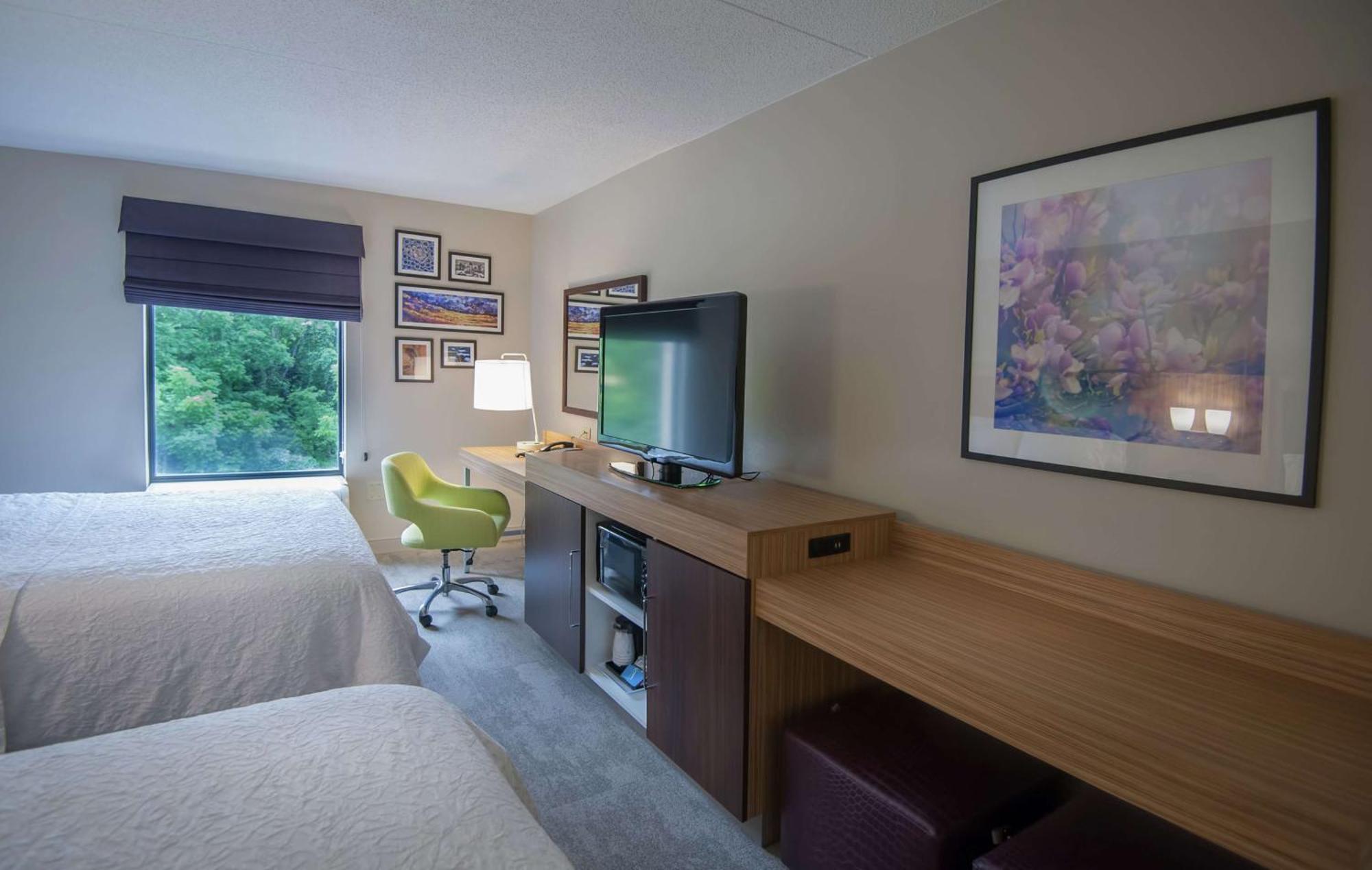 Hampton Inn Doylestown Warrington Экстерьер фото