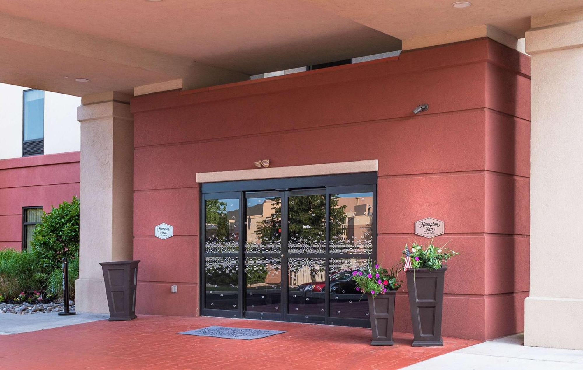 Hampton Inn Doylestown Warrington Экстерьер фото
